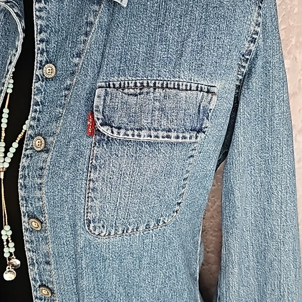 Levi's Dry Goods Vintage Denim Button Down Shirt - Picture 3 of 10